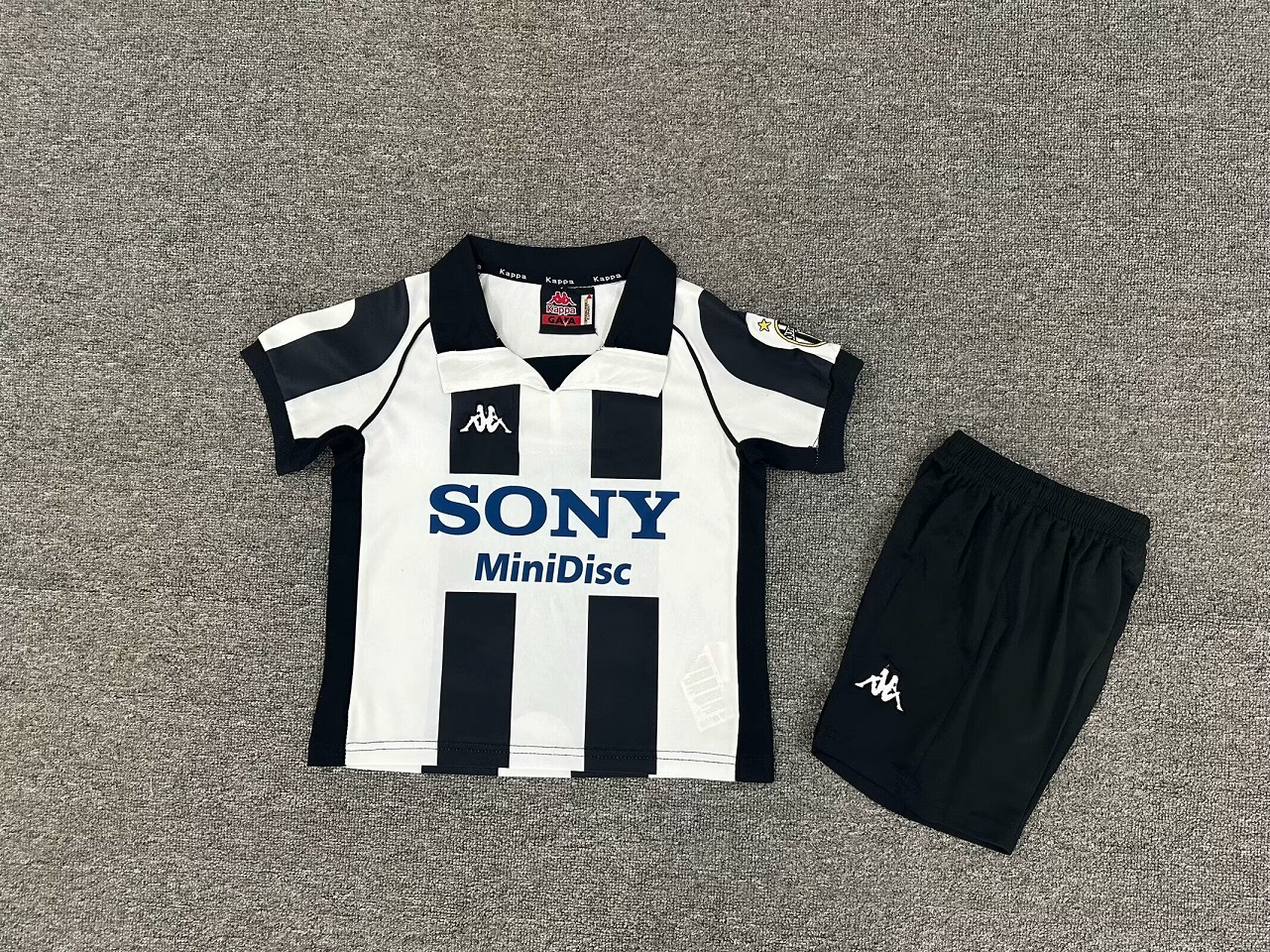 Kids-Juventus 97/98 Home Soccer Jersey